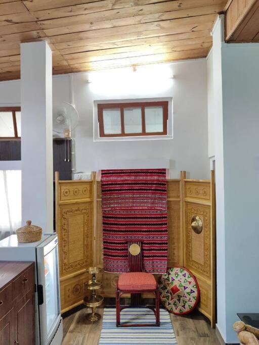 The Nook Rooftop Condo And Garden Ґувахаті Екстер'єр фото